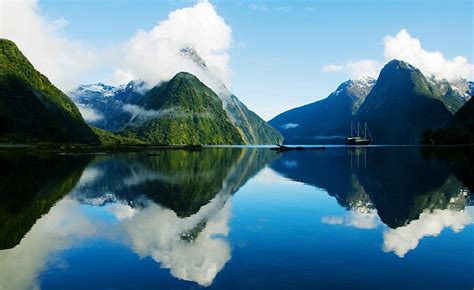 new zealand tourist attractions.